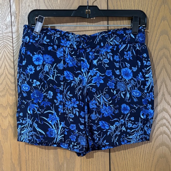 Talbots Pants - Talbots Floral Blue Shorts size Sp pull on with pockets